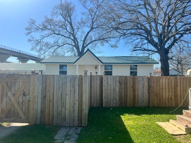 201 Ash St, Houma, LA 70363