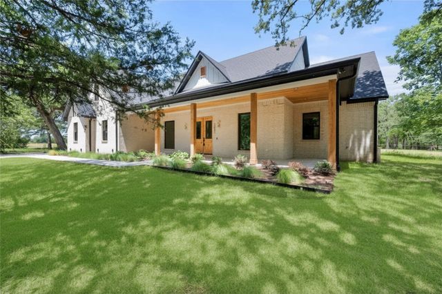 3001 Rock Road, Corsicana, TX 75109