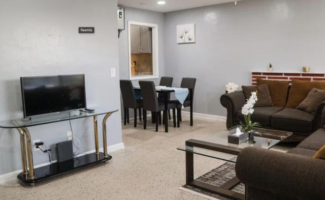 746 Locust Street, West Palm Beach, FL 33405