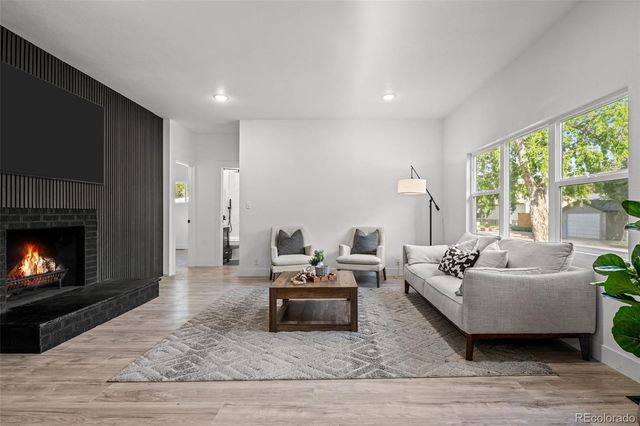 5755 W 43 Avenue, Denver, CO 80212