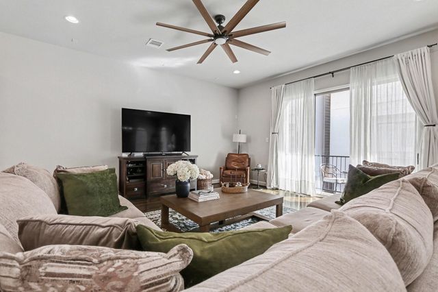 1538 Dian Street B, Houston, TX 77008