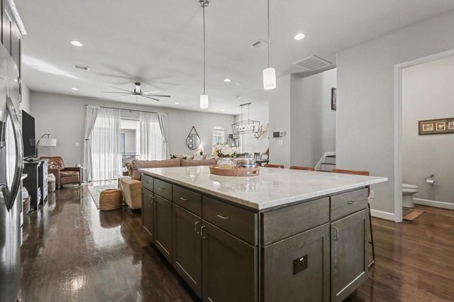 1538 Dian Street B, Houston, TX 77008