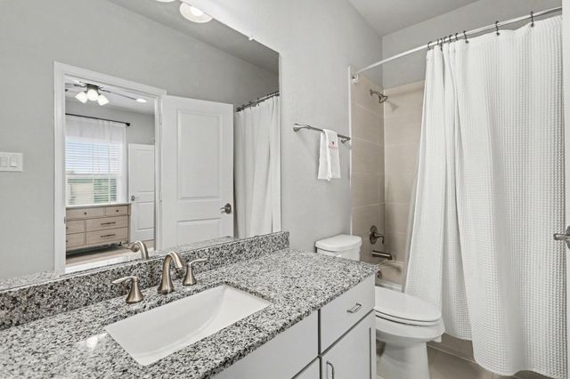 1538 Dian Street B, Houston, TX 77008