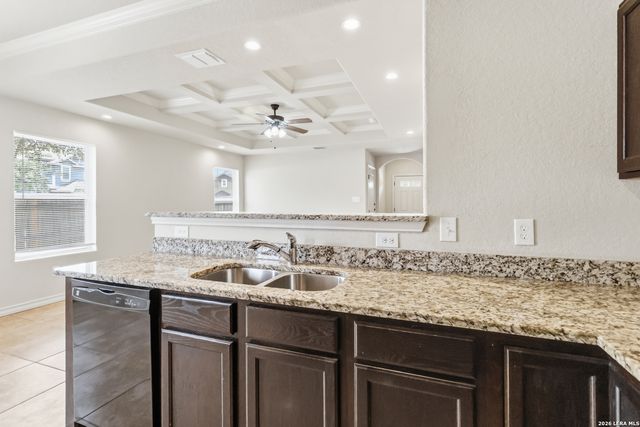 7010 Donovan Way Unit 101, San Antonio, TX 78244