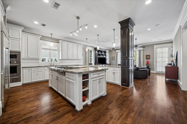 1828 Arlington Street, Houston, TX 77008