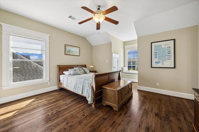 1828 Arlington Street, Houston, TX 77008