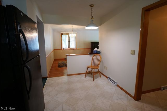 9307 Munich Drive, Parma, OH 44130