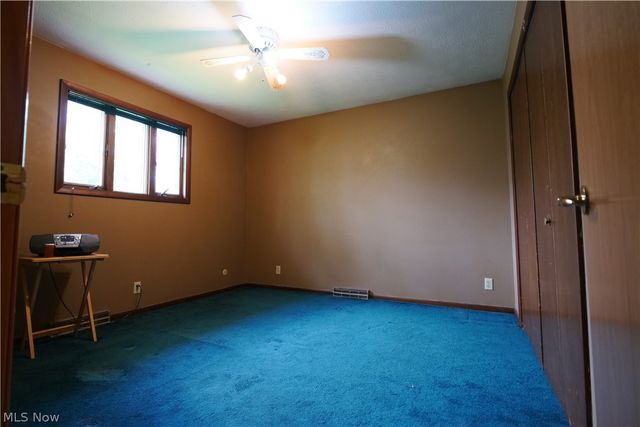 9307 Munich Drive, Parma, OH 44130