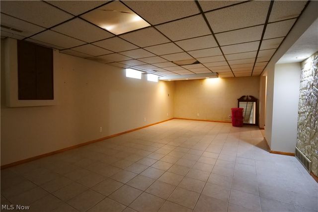 9307 Munich Drive, Parma, OH 44130