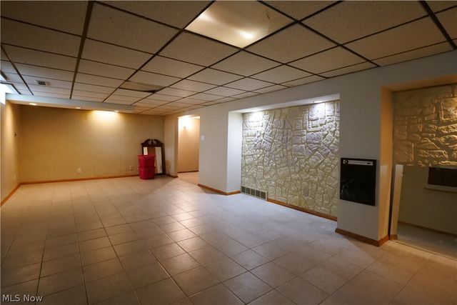 9307 Munich Drive, Parma, OH 44130