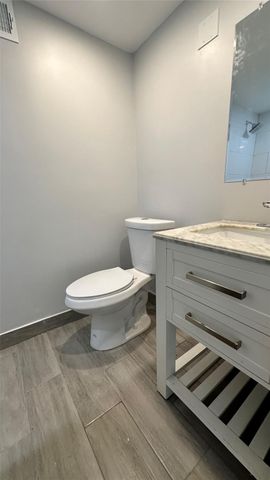 16450 NW 2nd Avenue, Miami, FL 33169