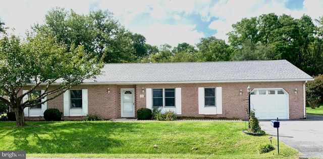 15 PLANTATION DR, Hagerstown, MD 21740