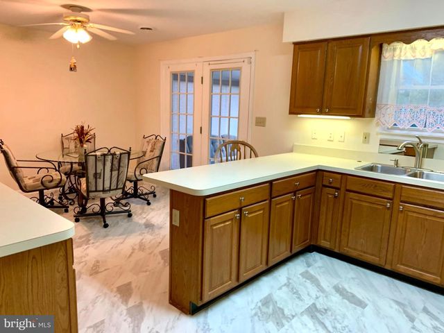 15 PLANTATION DR, Hagerstown, MD 21740