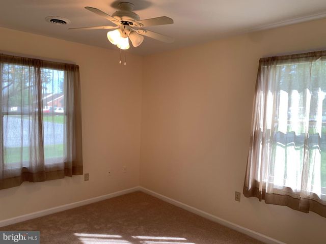 15 PLANTATION DR, Hagerstown, MD 21740