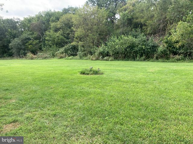 15 PLANTATION DR, Hagerstown, MD 21740