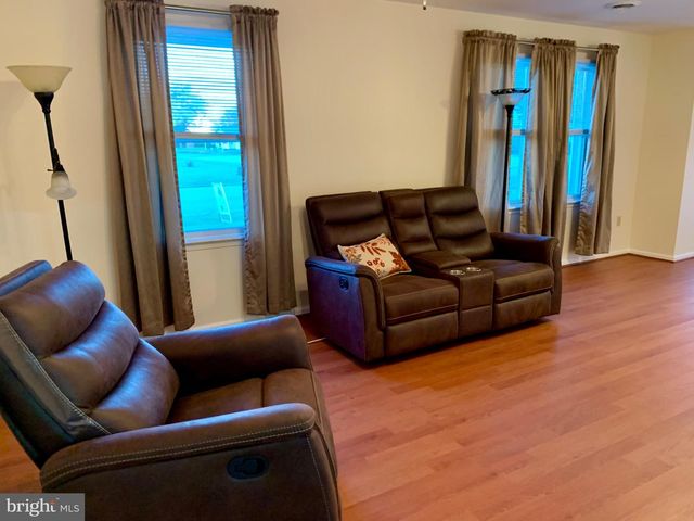 15 PLANTATION DR, Hagerstown, MD 21740