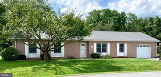 15 PLANTATION DR, Hagerstown, MD 21740