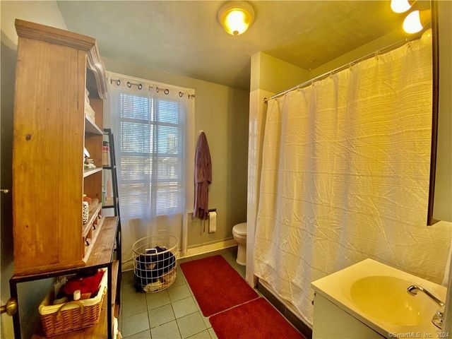 40 Orchard Street, Stamford, CT 06902