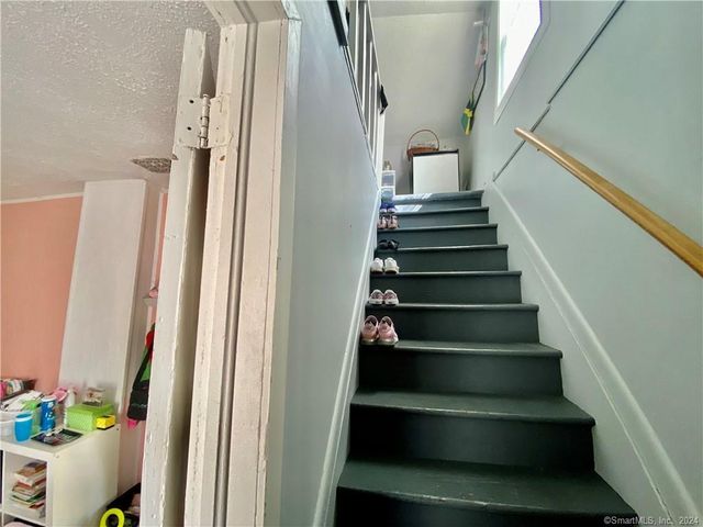 40 Orchard Street, Stamford, CT 06902