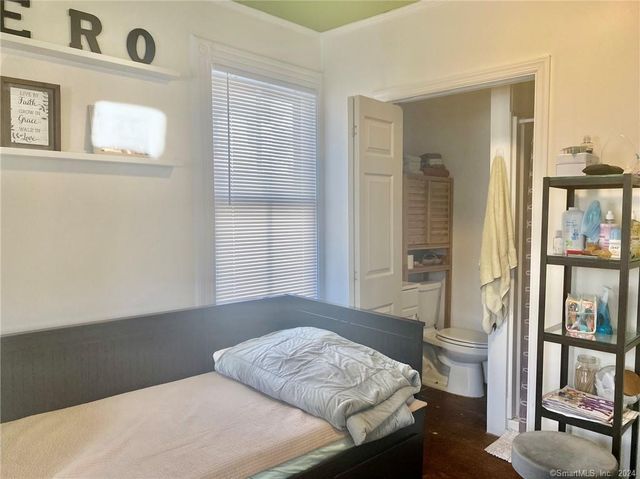 40 Orchard Street, Stamford, CT 06902