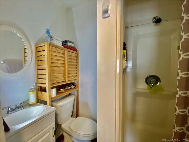 40 Orchard Street, Stamford, CT 06902