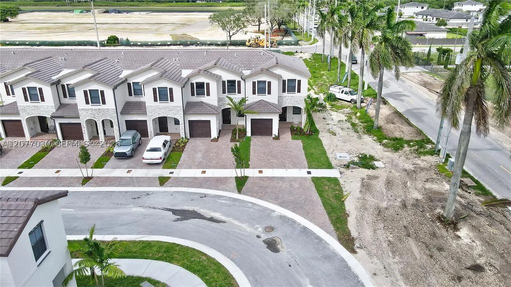 23220 SW 131st Ct, Miami, FL 33170