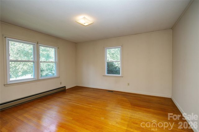 136 Marion Street, Marion, NC 28752