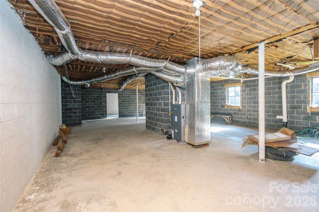 136 Marion Street, Marion, NC 28752