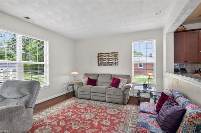 103 Stonehurst RD, Hampton, VA 23669