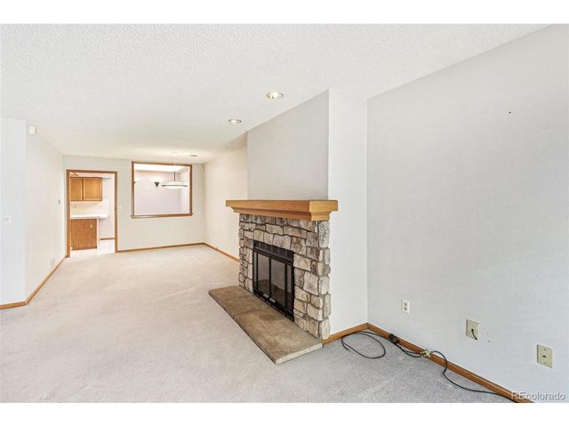 1350 S Idalia St G, Aurora, CO 80017