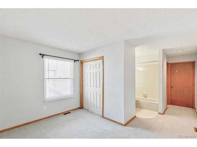 1350 S Idalia St G, Aurora, CO 80017