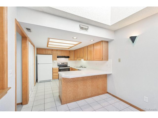 1350 S Idalia St G, Aurora, CO 80017