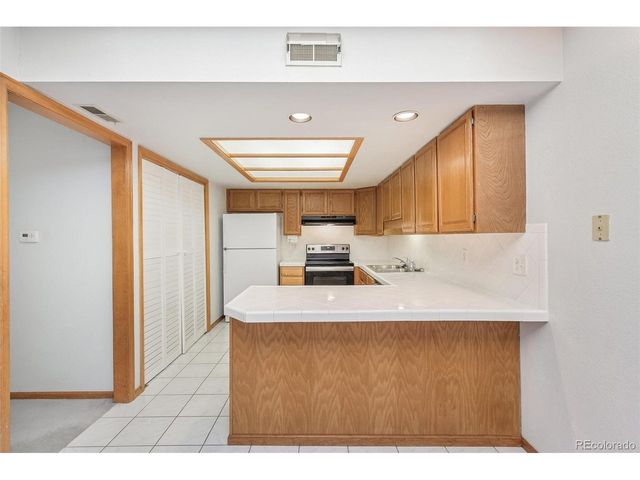 1350 S Idalia St G, Aurora, CO 80017