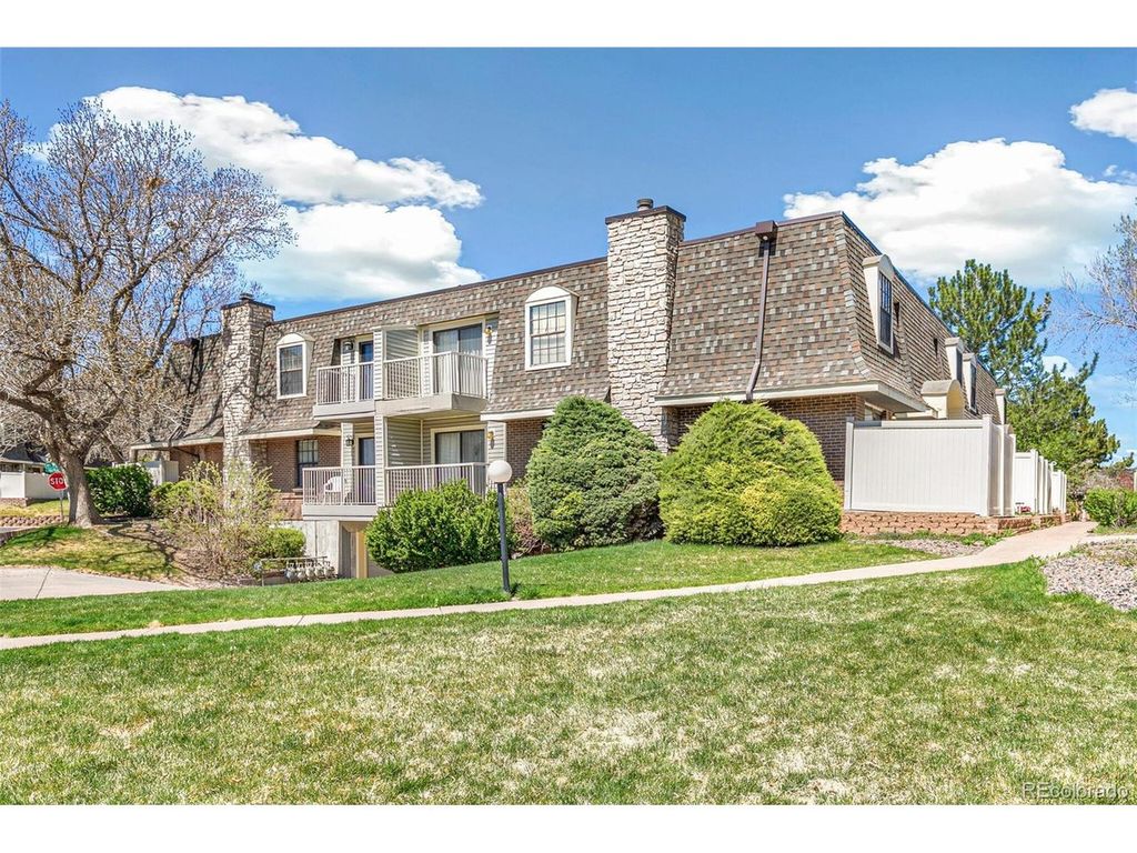 1350 S Idalia St G, Aurora, CO 80017
