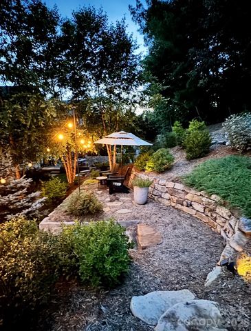 18 Thurland Avenue, Asheville, NC 28803