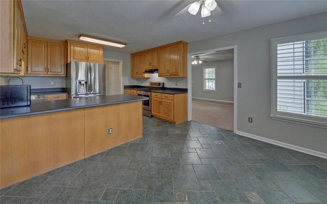 6024 Hulsey Road, Clermont, GA 30527