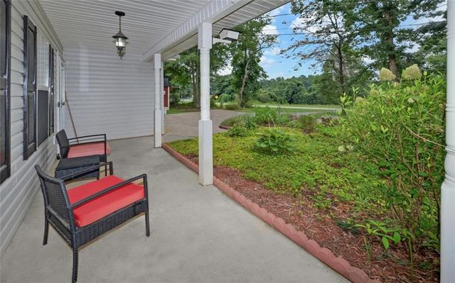 6024 Hulsey Road, Clermont, GA 30527