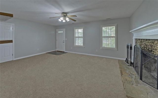 6024 Hulsey Road, Clermont, GA 30527
