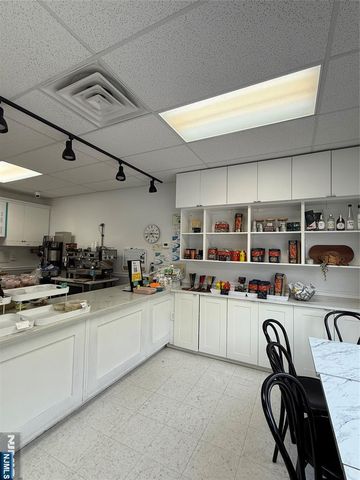56 Homans, Closter, NJ 07624