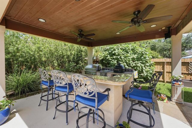 1376 Messina Court, League City, TX 77573