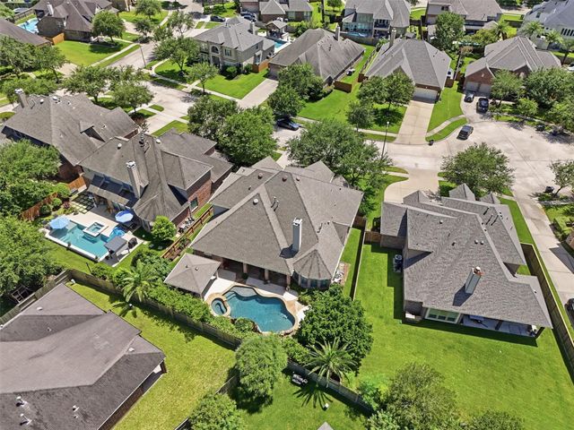 1376 Messina Court, League City, TX 77573