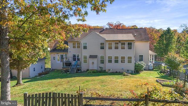 10 CARDIFF CT, Hedgesville, WV 25427