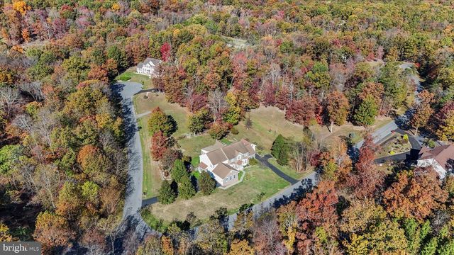 10 CARDIFF CT, Hedgesville, WV 25427