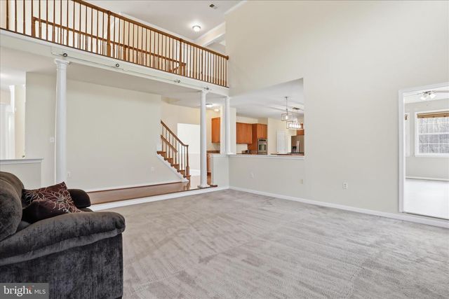 10 CARDIFF CT, Hedgesville, WV 25427