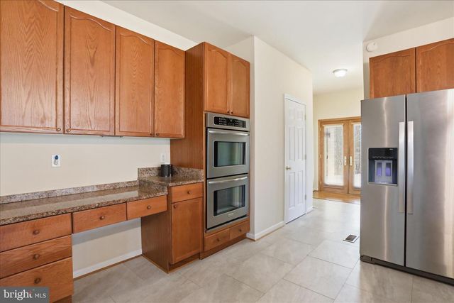 10 CARDIFF CT, Hedgesville, WV 25427