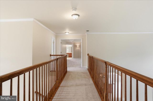 10 CARDIFF CT, Hedgesville, WV 25427