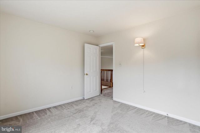 10 CARDIFF CT, Hedgesville, WV 25427