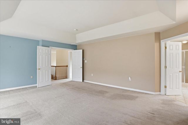 10 CARDIFF CT, Hedgesville, WV 25427
