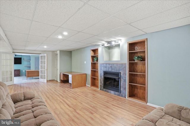 10 CARDIFF CT, Hedgesville, WV 25427