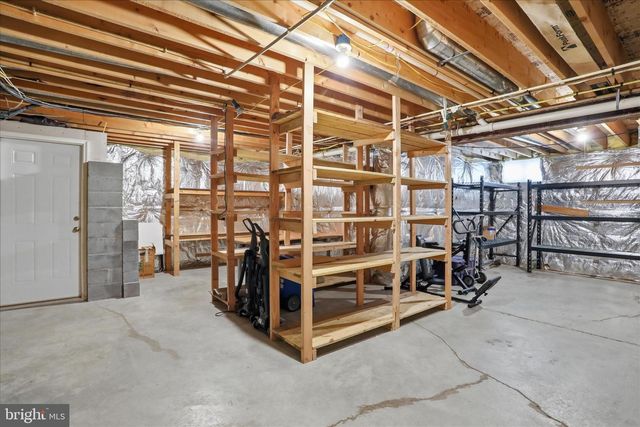 10 CARDIFF CT, Hedgesville, WV 25427